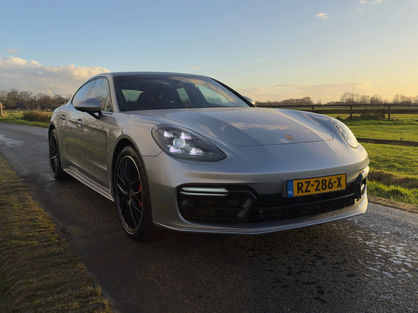 Porsche Panamera, Außenaufnahme